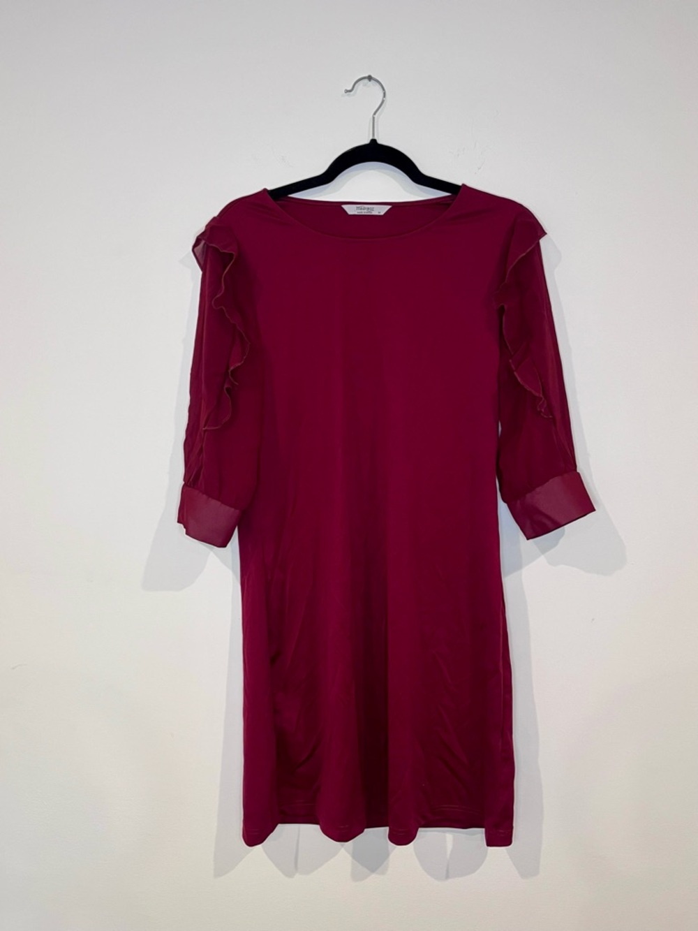 maroon ruffle sleeve shift dress size M